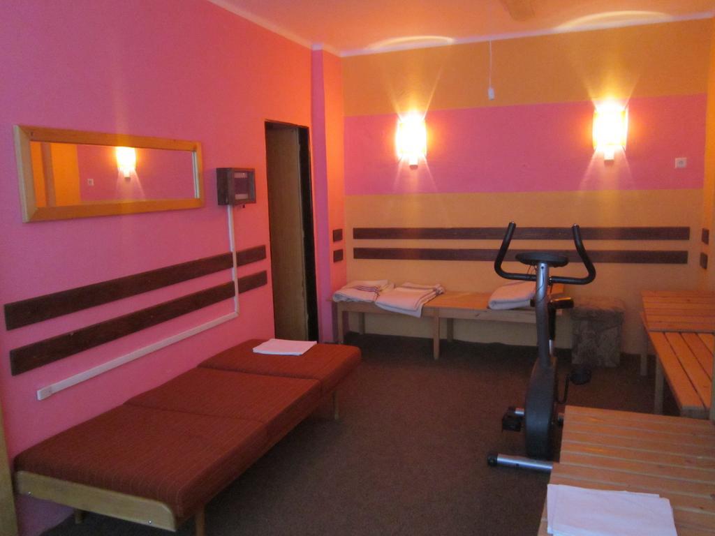 Hotel U Prehrady Morávka エクステリア 写真
