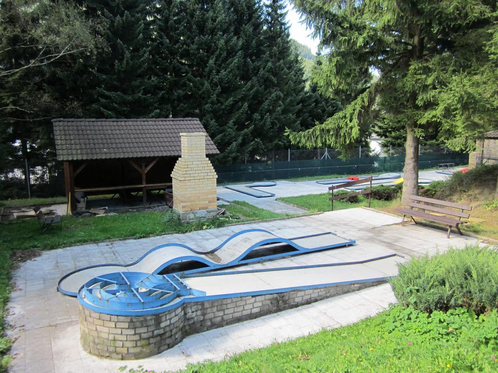 Hotel U Prehrady Morávka エクステリア 写真